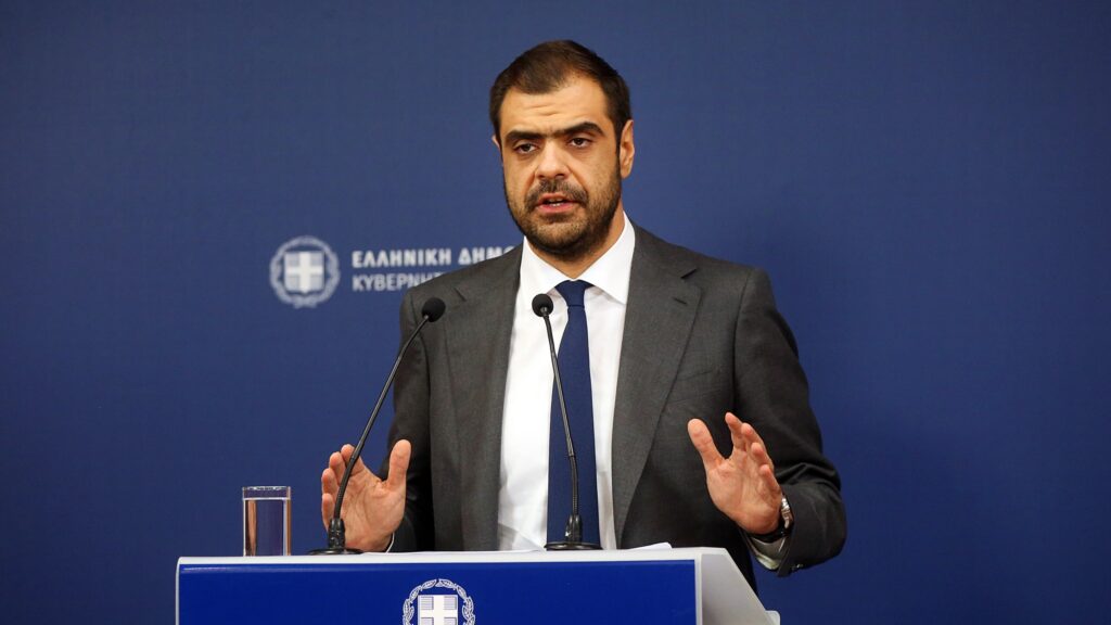 Ενημέρωση των πολιτικών συντακτών και ανταποκριτών ξένου Τύπου από τον Υφυπουργό παρά τω Πρωθυπουργώ και Κυβερνητικό Εκπρόσωπο Παύλο Μαρινάκη
