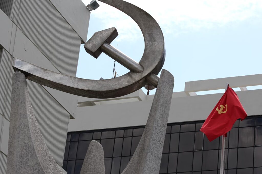 ΚΚΕ κατά Μητσοτάκη: Εξοργιστικό το παραμύθι περί «πυλώνα σταθερότητας» μετά την ατζέντα πολέμου της επίσκεψης Ρούμπιο
