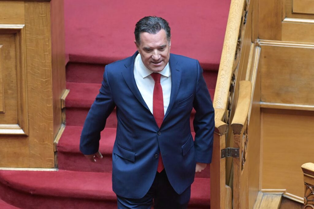 Πολάκης: Ο Γεωργιάδης, αντί να ελέγξει τα ψευτοϊατρικά παραμάγαζα, φτιάχνει θεσμικό πλαίσιο για να τα καλύψει