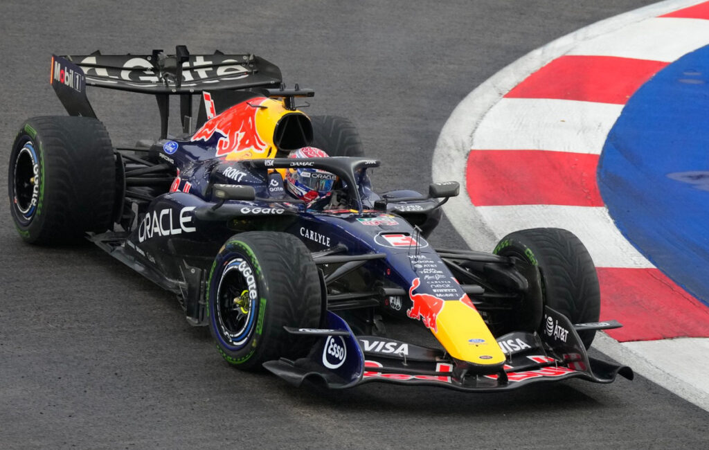 Formula 1: Pole position για τον Φερστάπεν στη Σιγκαπούρη