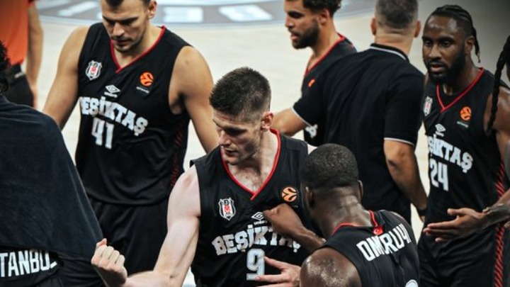 Euroleague: Καθάρισε στο τέλος ο Γουϊλμπεκιν για την Μπεσίκτας, 95-87 τη Μπάγερν – Νίκη 85-70 της Εφές επί της Ζαλγκίρις