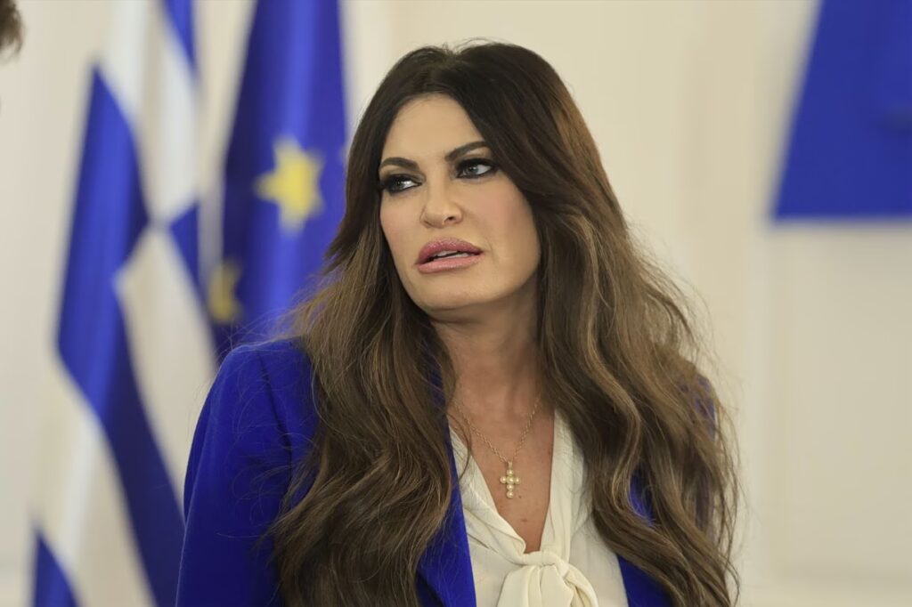 Νέα αποκάλυψη: Το δείπνο των 1.586 ευρώ της Κίμπερλι Γκιλφόιλ και η απόπειρα λογοκρισίας