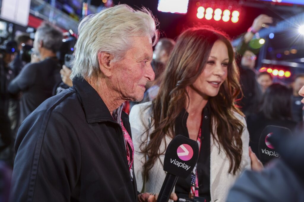 Michael Douglas: Αφήνει την περιουσία των 400 εκατ. δολ. στην Catherine Zeta-Jones