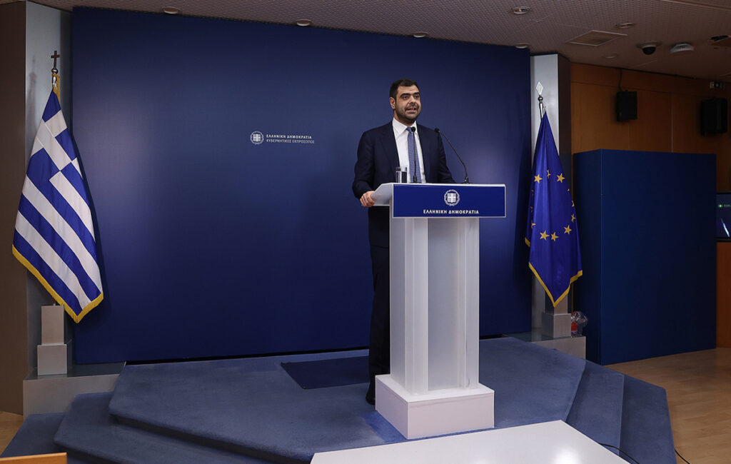 «Καρφί» Π. Μαρινάκη στην αντιπολίτευση: «Ή αγνοούν τις οροφές δαπανών ή κρύβουν νέο φόρο»