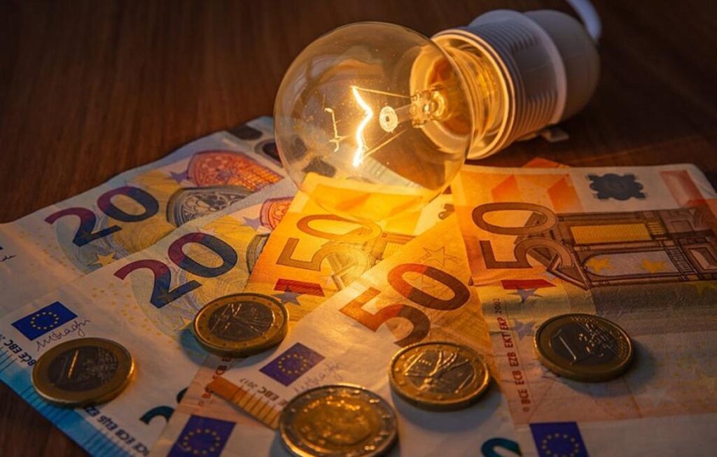 Στα ύψη οι τιμές σε ηλεκτρικό ρεύμα, φυσικό αέριο και πετρέλαιο – Στα 112 δολάρια το Brent