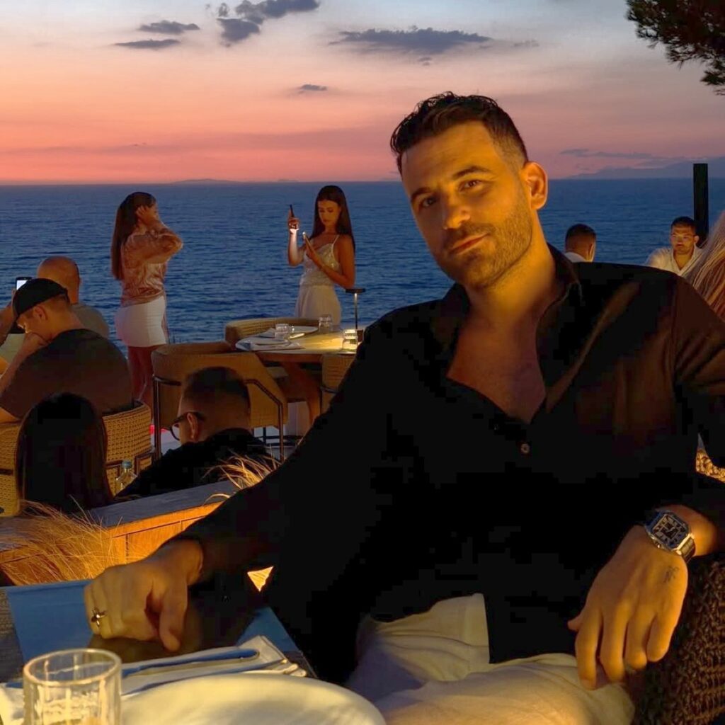 Νικηφόρος: Νέο κεφάλαιο για τον τραγουδιστή – «Ήρθε η ώρα να πούμε αντίο»