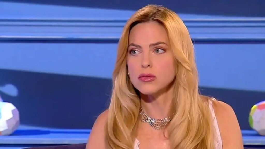 Ρένα Μόρφη: Η αποκάλυψη για τον Φοίβο Δεληβοριά