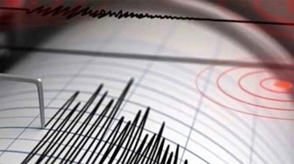Υποθαλάσσιος σεισμός 3,4 ρίχτερ ανοιχτά της Ραφήνας έγινε αισθητός στην Αθήνα