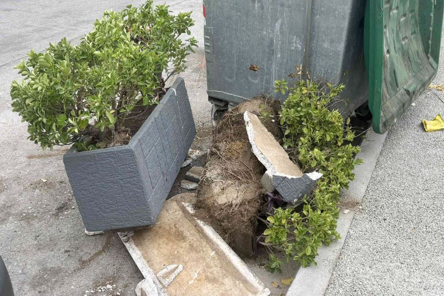 Θεσσαλονίκη: Στο Αυτόφωρο ο μεθυσμένος οδηγός που «εισέβαλε» με το ΙΧ του σε κατάστημα εστίασης
